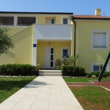 بولا Apartment Thea المظهر الخارجي الصورة