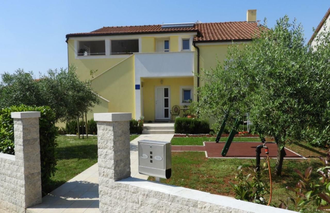بولا Apartment Thea المظهر الخارجي الصورة