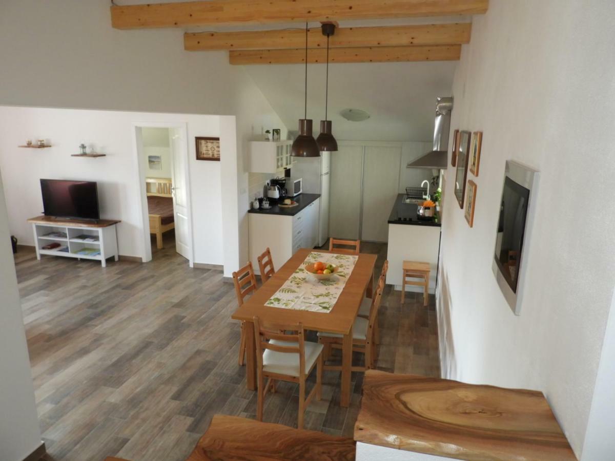 بولا Apartment Thea المظهر الخارجي الصورة