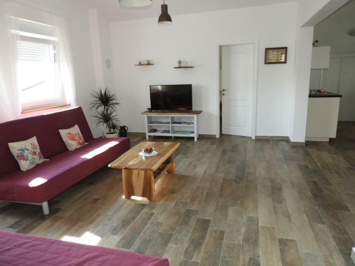 بولا Apartment Thea المظهر الخارجي الصورة