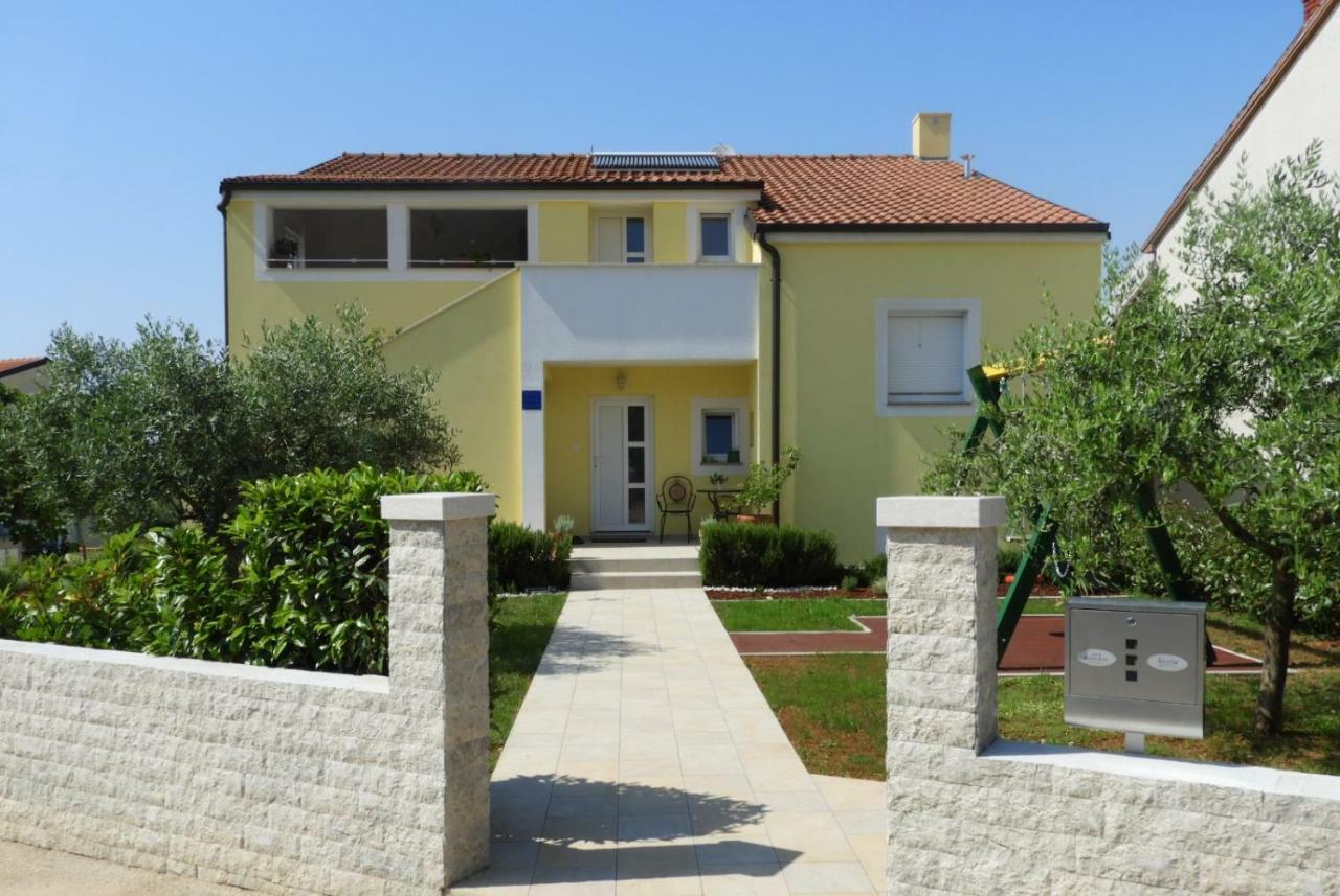 بولا Apartment Thea المظهر الخارجي الصورة